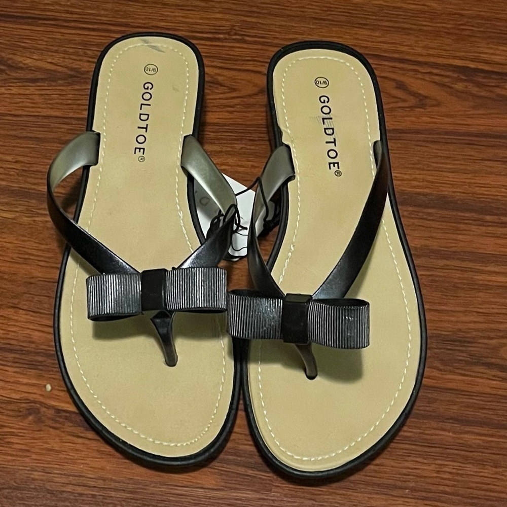Gold Toe Bow Flip Flops Size 9/10